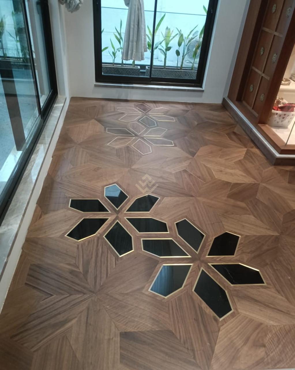 Parquet Floor with Star Inlay Medallion, Kanpur